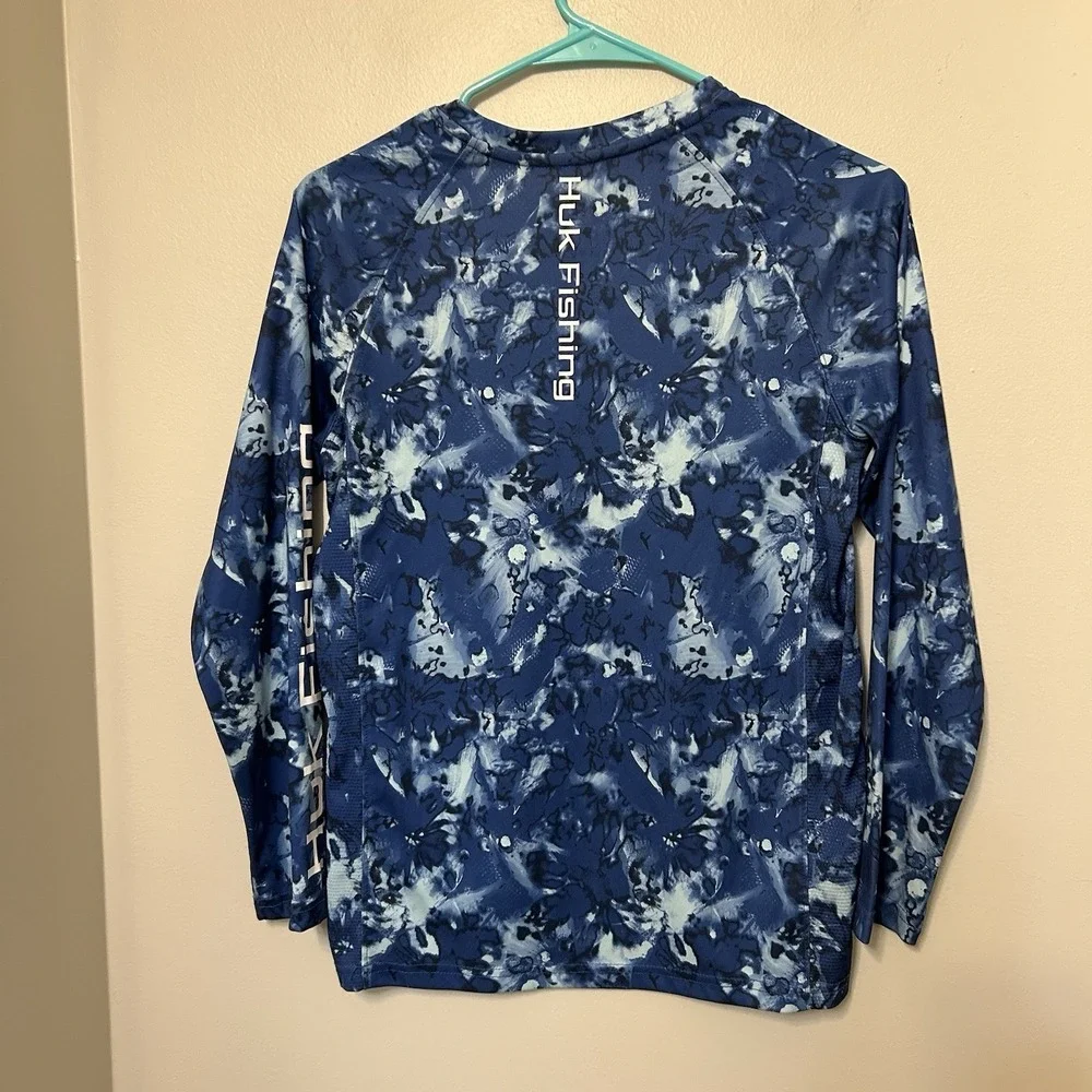 Huk Performance Fishing Shirt YL Blue Camo Outdoors Boating